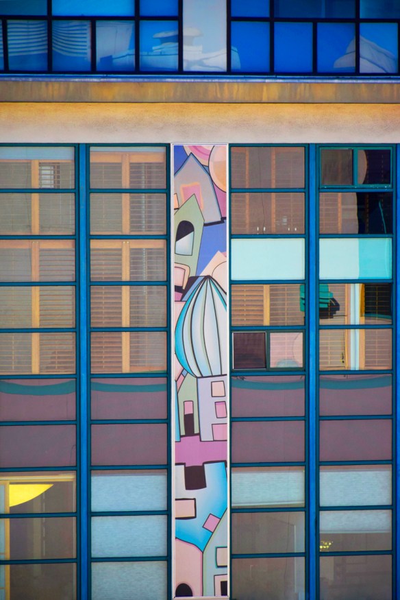 Abstract-Web_DSC0681