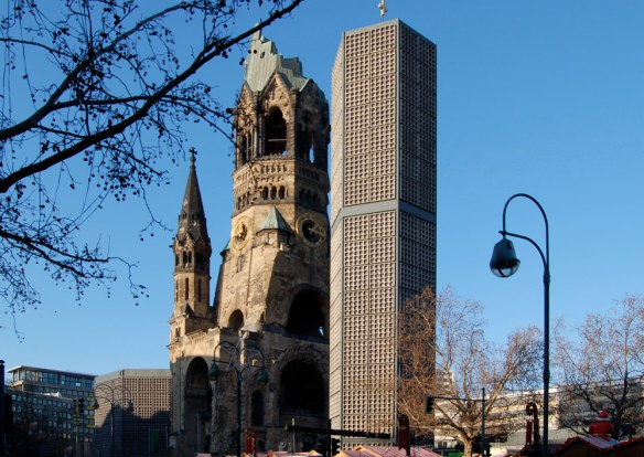 OppositesWeb-2007_12_037