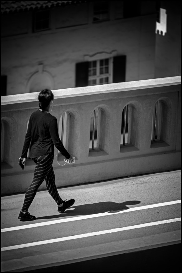 shadows-bw-webdsc_7304